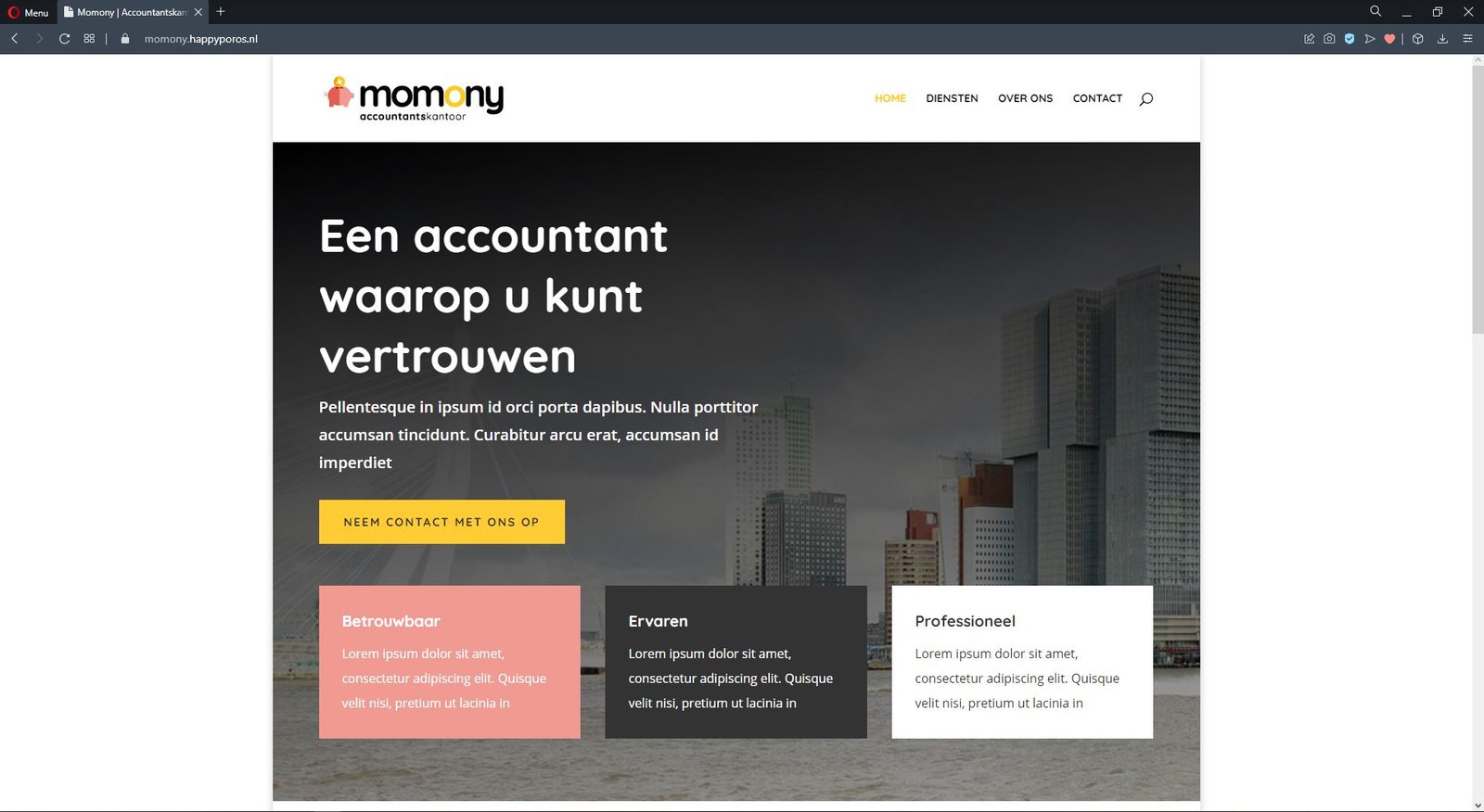 Website Momony